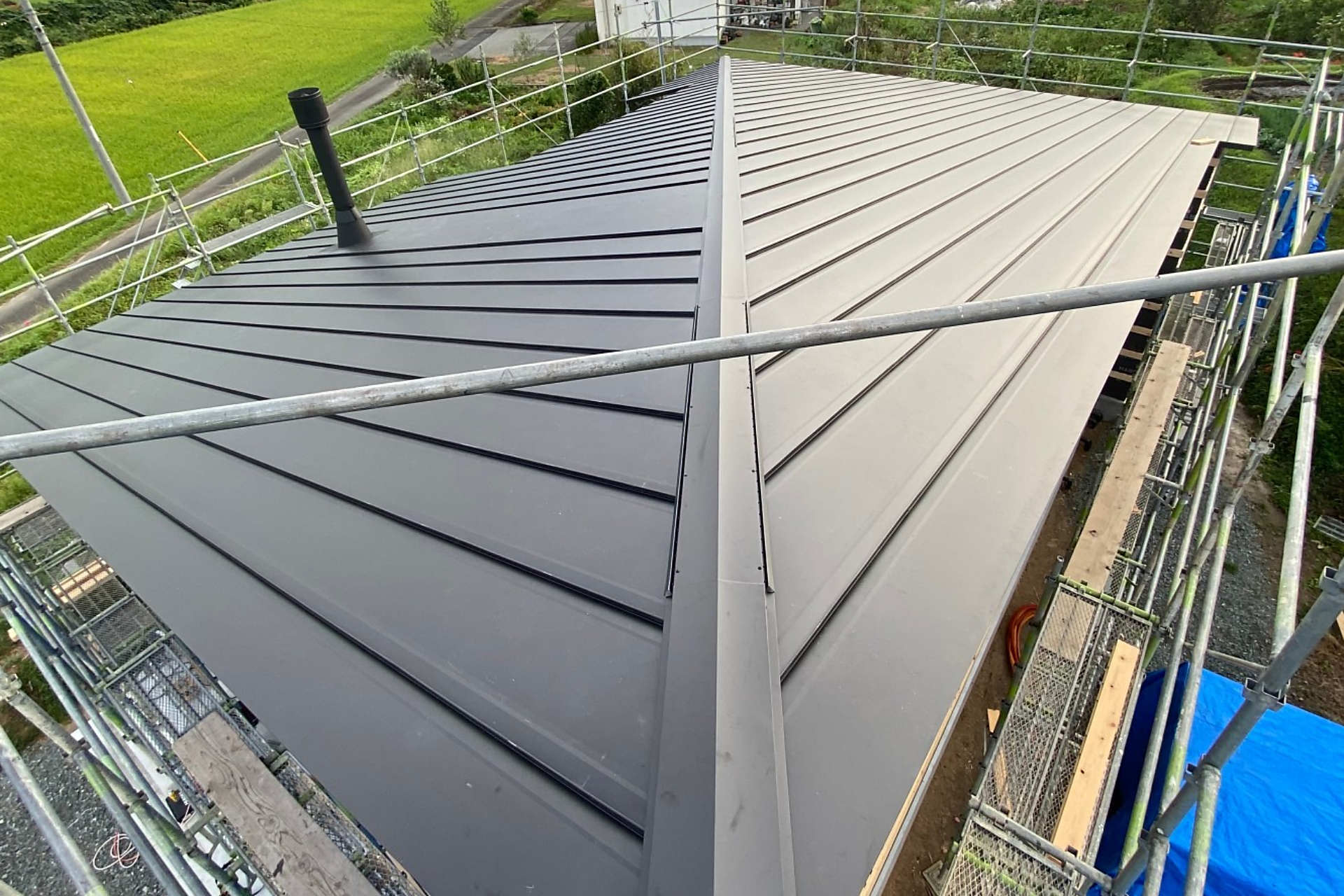 金属屋根の施工画像